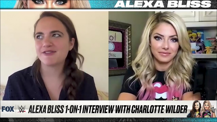 Alexa_Bliss_1-on-1_interview_with_Charlotte_Wilder__WWE_ON_FOX_mp4_000005939.jpg
