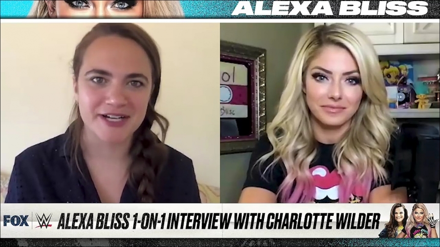 Alexa_Bliss_1-on-1_interview_with_Charlotte_Wilder__WWE_ON_FOX_mp4_000007315.jpg
