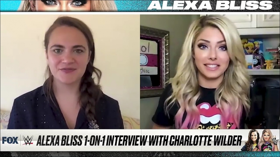 Alexa_Bliss_1-on-1_interview_with_Charlotte_Wilder__WWE_ON_FOX_mp4_000009798.jpg