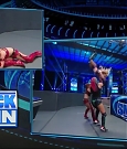WWE_Friday_Night_SmackDown_2020_04_10_720p_HDTV_x264-NWCHD_mp4_001265298.jpg