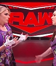 WWE_Monday_Night_Raw_2020_11_16_720p_HDTV_x264-NWCHD_mp4_004740506.jpg