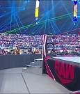 WWE_Monday_Night_Raw_2020_11_16_720p_HDTV_x264-NWCHD_mp4_005141367.jpg