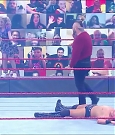 WWE_Monday_Night_Raw_2020_11_16_720p_HDTV_x264-NWCHD_mp4_005143102.jpg