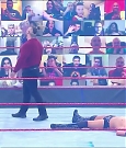 WWE_Monday_Night_Raw_2020_11_16_720p_HDTV_x264-NWCHD_mp4_005145104.jpg