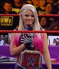 WWE_Raw_05_29_17_720p_HDTV_H264-XWT_mp4_004735958.jpg