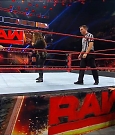 WWE_Raw_06_05_17_720p_HDTV_H264-XWT_mp4_006715218.jpg