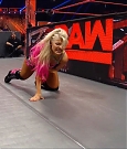 WWE_Raw_06_05_17_720p_HDTV_H264-XWT_mp4_006730567.jpg