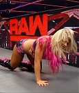 WWE_Raw_06_05_17_720p_HDTV_H264-XWT_mp4_006732051.jpg