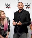 Im_zweiten_Teil_von_Sebastian_Hackls_Treffen_mit_Alexa_Bliss_geht_s_um_WWE_NXT_027.jpg