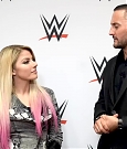 Im_zweiten_Teil_von_Sebastian_Hackls_Treffen_mit_Alexa_Bliss_geht_s_um_WWE_NXT_117.jpg