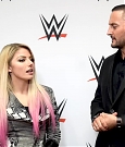 Im_zweiten_Teil_von_Sebastian_Hackls_Treffen_mit_Alexa_Bliss_geht_s_um_WWE_NXT_118.jpg