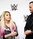 Im_zweiten_Teil_von_Sebastian_Hackls_Treffen_mit_Alexa_Bliss_geht_s_um_WWE_NXT_150.jpg