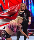 WWE_Monday_Night_RAW_2022_07_25_720p_HDTV_x264-Star_mkv_004926530.jpg