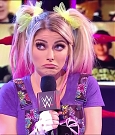 WWE_Monday_Night_Raw_2020_11_30_720p_HDTV_x264-NWCHD_mp4_000376409.jpg