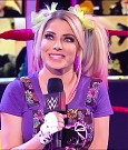 WWE_Monday_Night_Raw_2020_11_30_720p_HDTV_x264-NWCHD_mp4_000409442.jpg