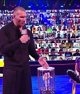 WWE_Monday_Night_Raw_2020_11_30_720p_HDTV_x264-NWCHD_mp4_000498531.jpg