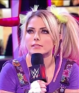 WWE_Monday_Night_Raw_2020_11_30_720p_HDTV_x264-NWCHD_mp4_000543976.jpg