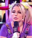 WWE_Monday_Night_Raw_2020_11_30_720p_HDTV_x264-NWCHD_mp4_000545177.jpg