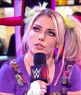 WWE_Monday_Night_Raw_2020_11_30_720p_HDTV_x264-NWCHD_mp4_000546279.jpg