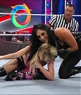 WWE_Monday_Night_Raw_2022_05_16_720p_HDTV_x264-NWCHD_mp4_004606774.jpg