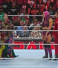 WWE_Monday_Night_Raw_2022_08_08_720p_HDTV_x264-NWCHD_mp4_000699365.jpg