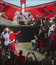 WWE_Monday_Night_Raw_2022_08_08_720p_HDTV_x264-NWCHD_mp4_000862728.jpg