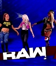 WWE_RAW_2018_10_29_720p_HDTV_x264-Star_mp4_002205970.jpg