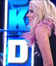 WWE_SmackDown_2020_07_24_720p_WEB_h264-HEEL_mp4_000721137.jpg